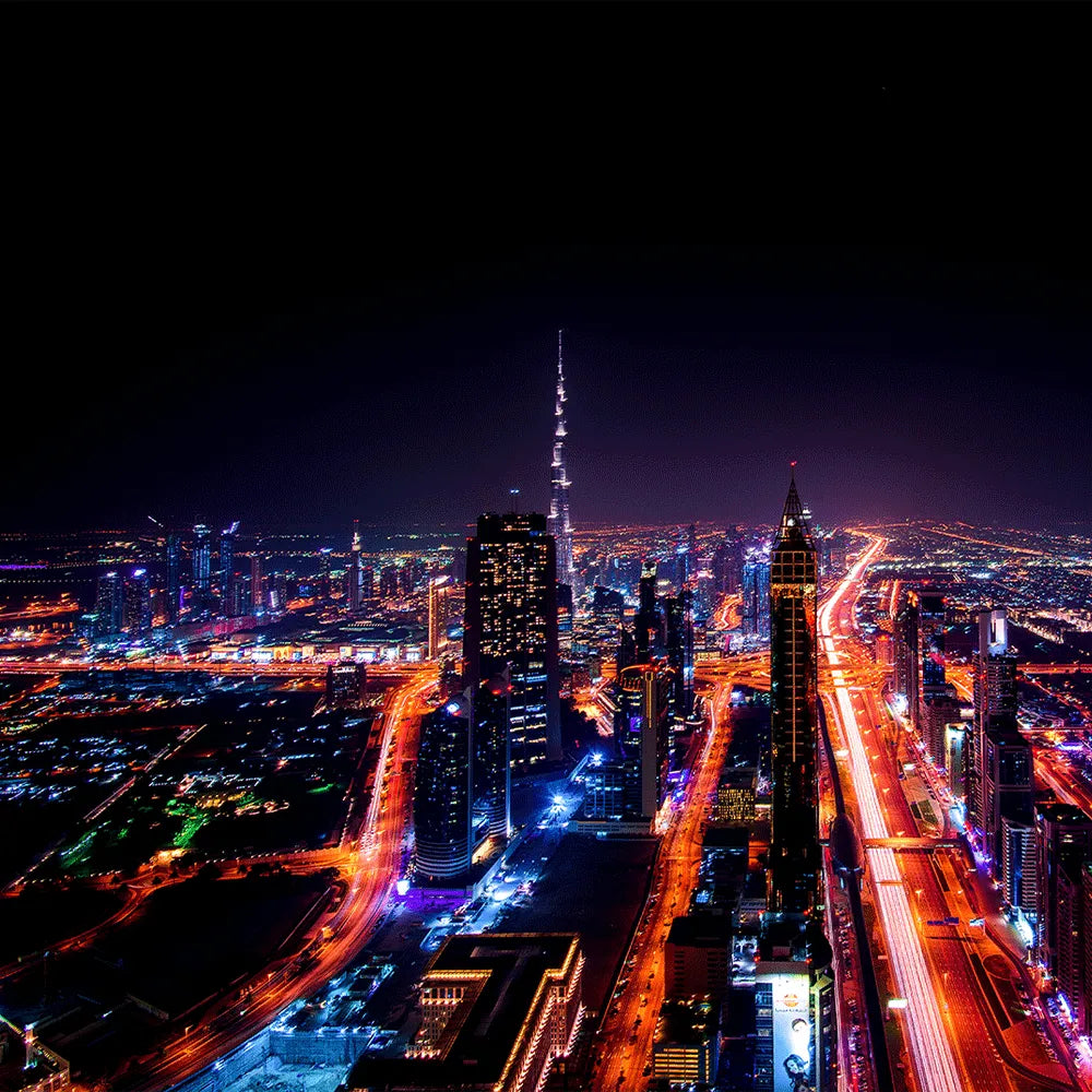 Spannrahmen Dubai bei Nacht Quadrat