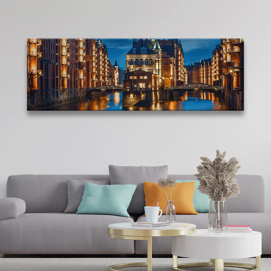 Acrylbild leuchtende Speicherstadt Hamburg Panorama Quer